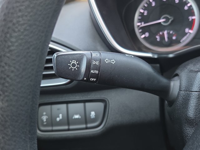 Used 2019 Hyundai Santa Fe SE FWD image 24