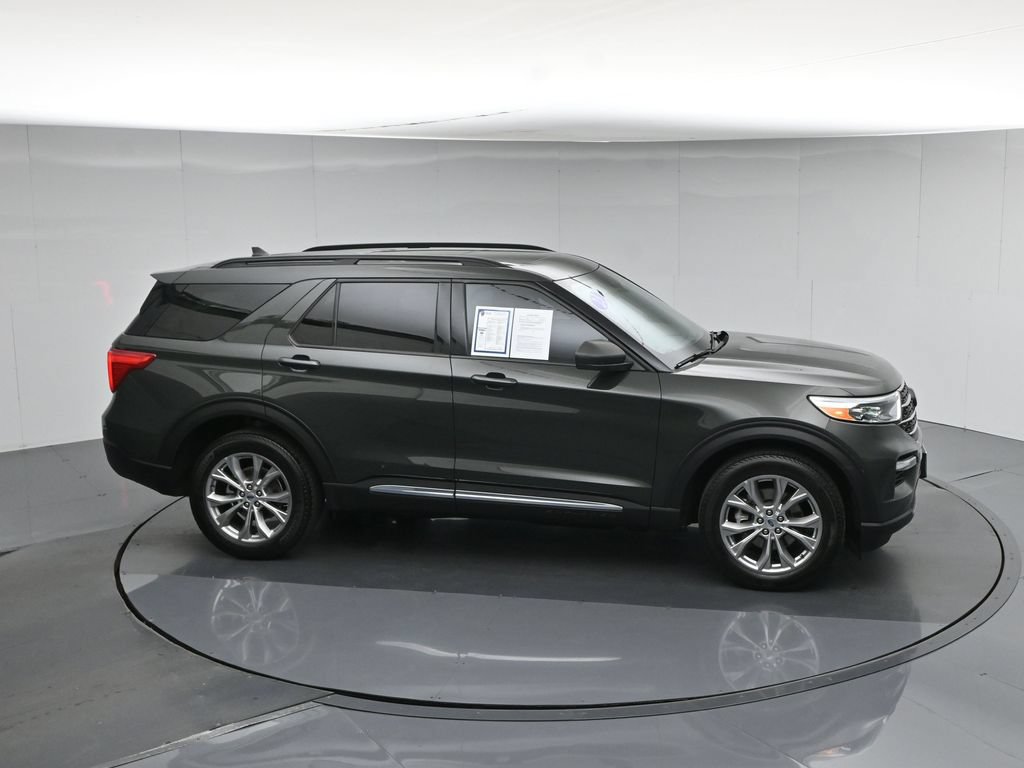 Certified 2023 Ford Explorer XLT w/ Equipment Group 202A AWD/4WD image 56