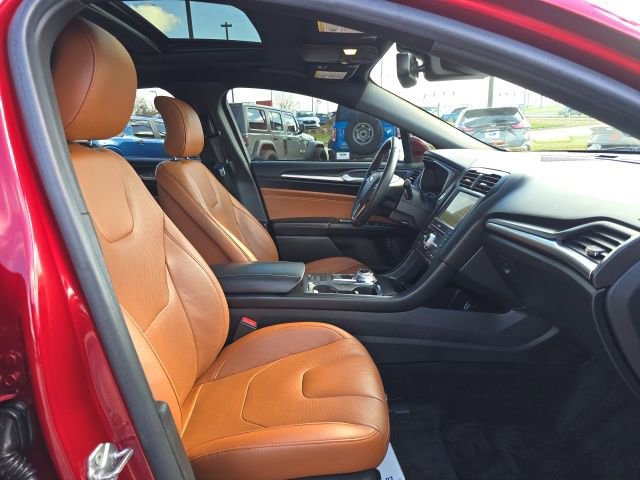 Certified 2019 Ford Fusion Energi Titanium image 18