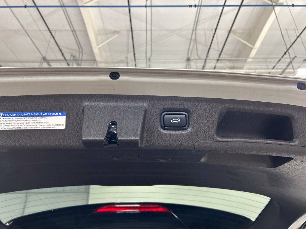 Used 2019 Hyundai Santa Fe Limited AWD/4WD image 25