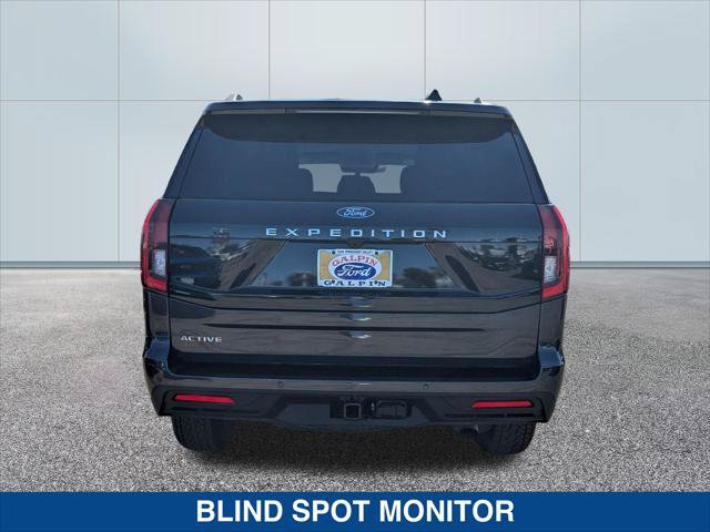 Certified 2025 Ford Expedition Active RWD image 4