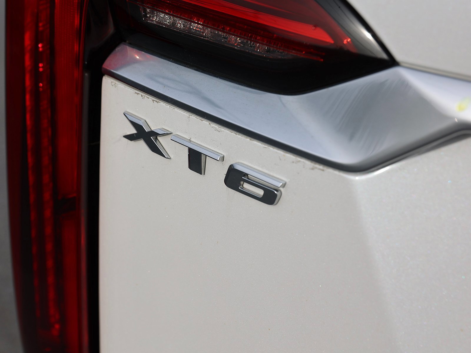 Used 2024 Cadillac XT6 Premium Luxury image 9