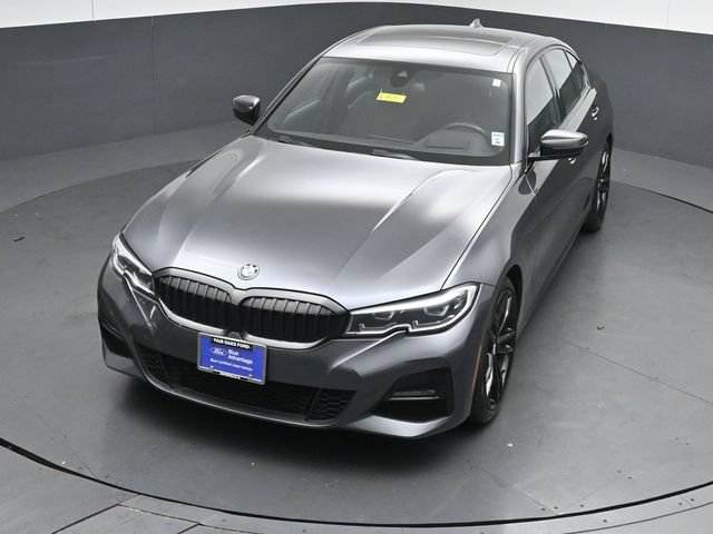 Used 2021 BMW 330i xDrive Sedan w/ M Sport Package AWD/4WD image 46
