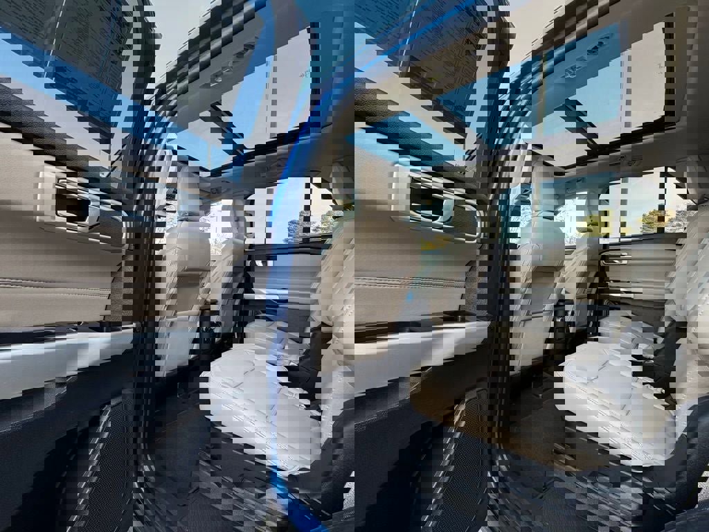 Certified 2023 Ford Explorer XLT w/ Equipment Group 202A image 29