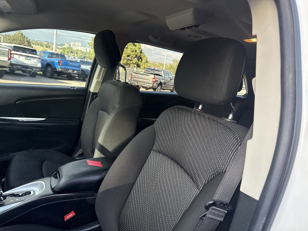 Used 2020 Dodge Journey SE w/ SE Popular Equipment Group image 11
