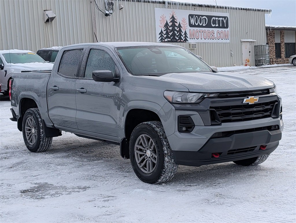 Used 2023 Chevrolet Colorado LT w/ LT Convenience Package image 3