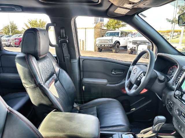 Used 2023 Nissan Frontier PRO-4X w/ Pro-4X Premium Package AWD/4WD image 17