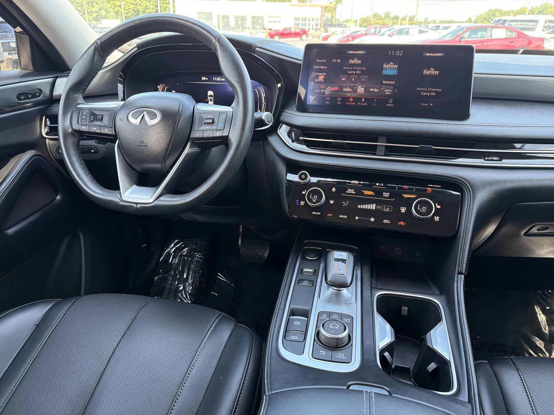 Used 2023 INFINITI QX60 Luxe w/ Cargo Package AWD/4WD image 3