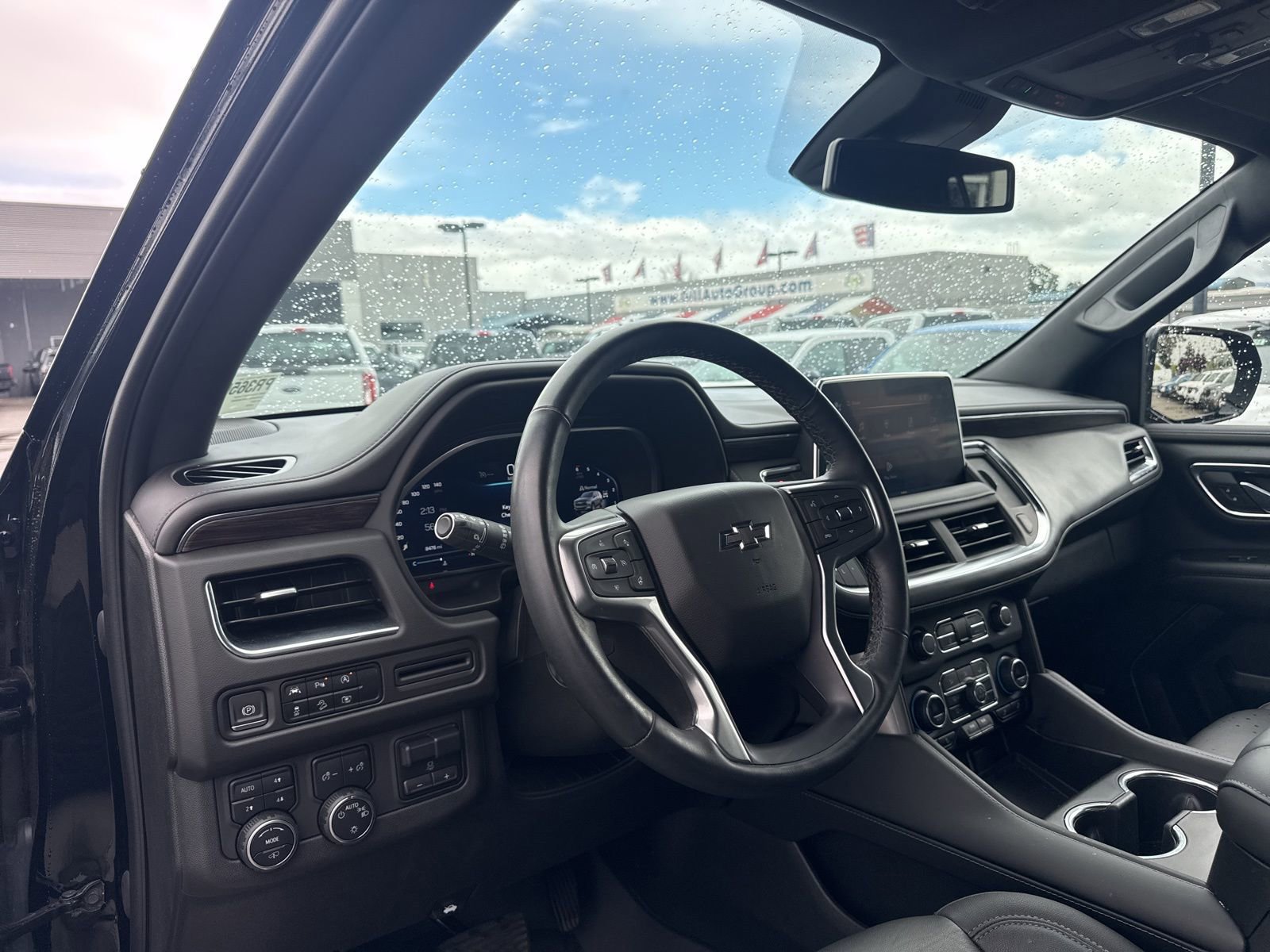 Used 2023 Chevrolet Tahoe Z71 w/ Z71 Off-Road Package image 19