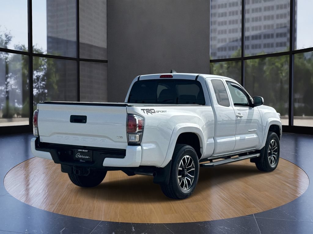 Used 2022 Toyota Tacoma TRD Sport RWD image 3