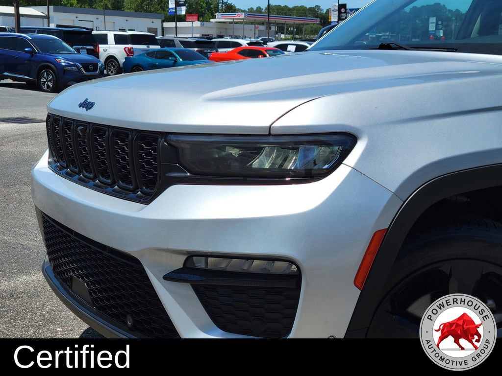 Used 2023 Jeep Grand Cherokee Limited w/ Luxury Tech Group II RWD image 11