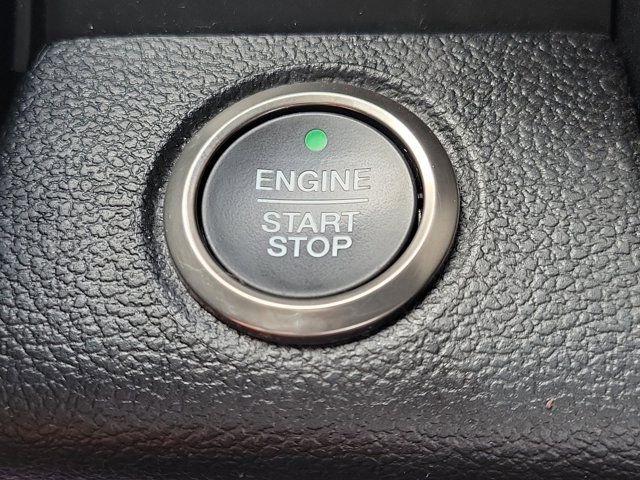 Certified 2017 Ford F150 Raptor w/ Equipment Group 802A Luxury image 28