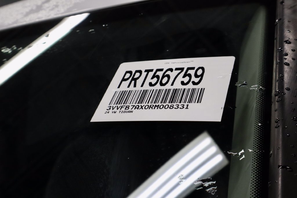 Used 2024 Volkswagen Tiguan S AWD/4WD image 33