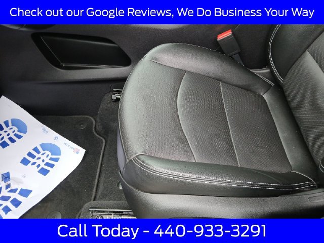 Used 2024 GMC Terrain SLT AWD/4WD image 21