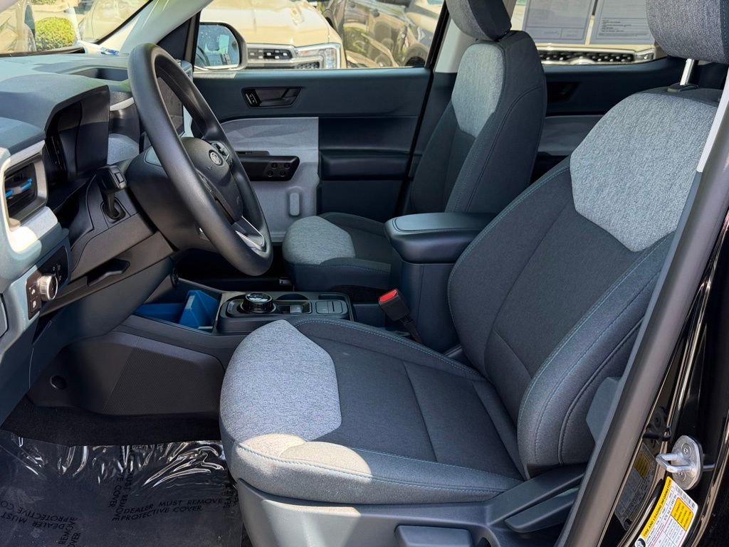 Certified 2025 Ford Maverick XLT FWD image 17
