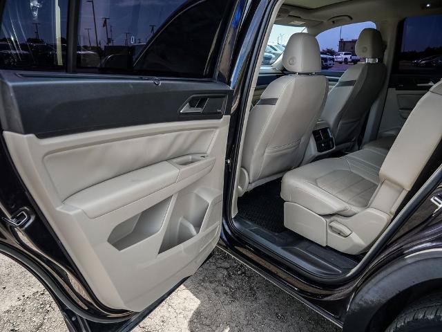 Used 2021 Volkswagen Atlas SEL Premium AWD/4WD image 32