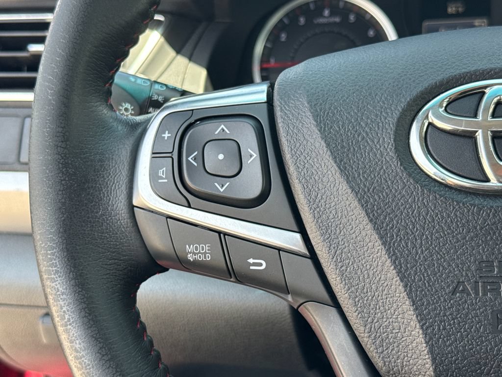 Used 2017 Toyota Camry SE FWD image 15