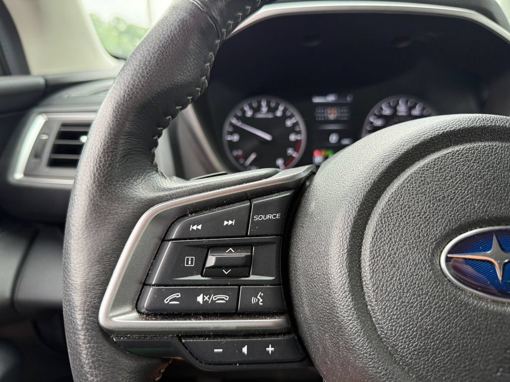 Used 2023 Subaru Ascent Limited w/ Technology Package AWD/4WD image 17