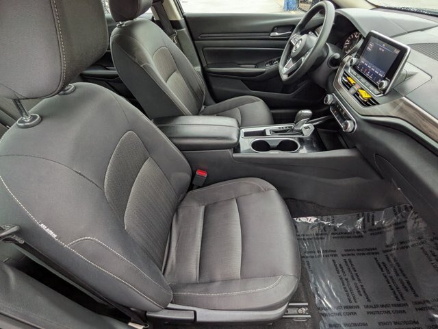 Used 2024 Nissan Altima 2.5 SV FWD image 27