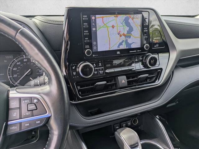 Used 2020 Toyota Highlander Limited FWD image 12