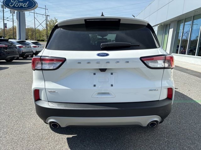 Certified 2022 Ford Escape SEL AWD/4WD image 4