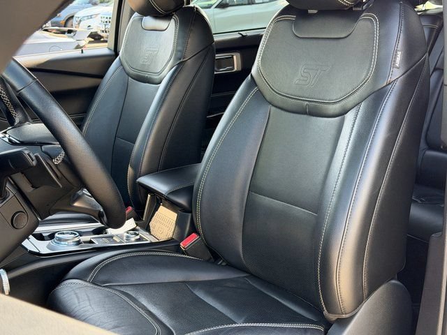 Certified 2022 Ford Explorer ST w/ ST Street Pack AWD/4WD image 9