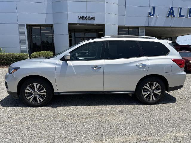 Used 2020 Nissan Pathfinder SL FWD image 2
