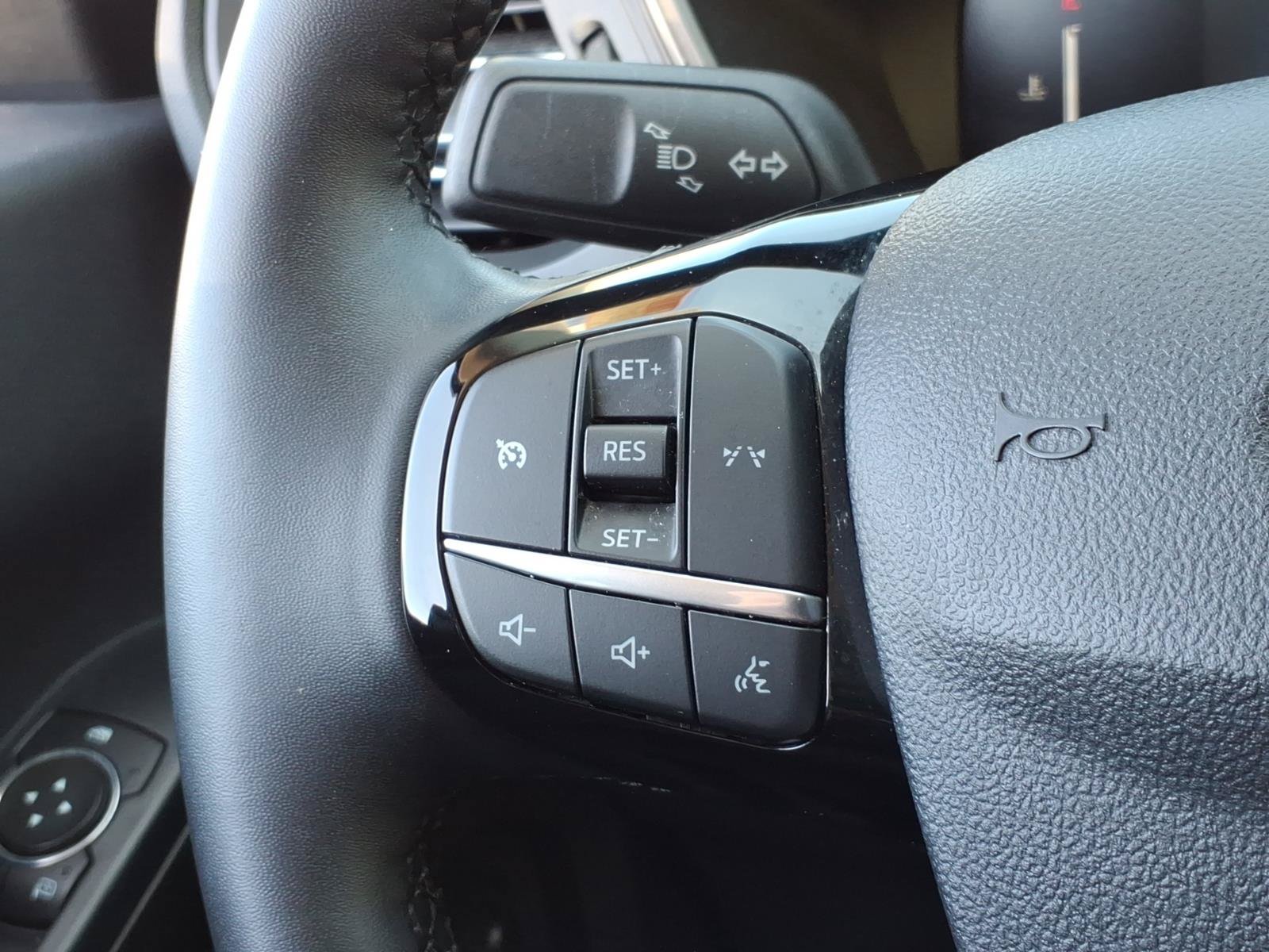 Certified 2024 Ford Escape Active AWD/4WD image 17