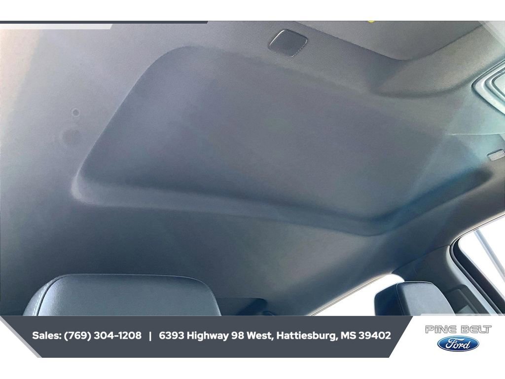 Used 2024 GMC Sierra 2500 SLT w/ SLT Premium Package AWD/4WD image 16