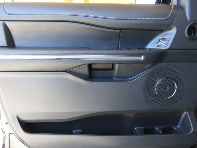 Certified 2024 Ford Expedition XLT RWD image 10