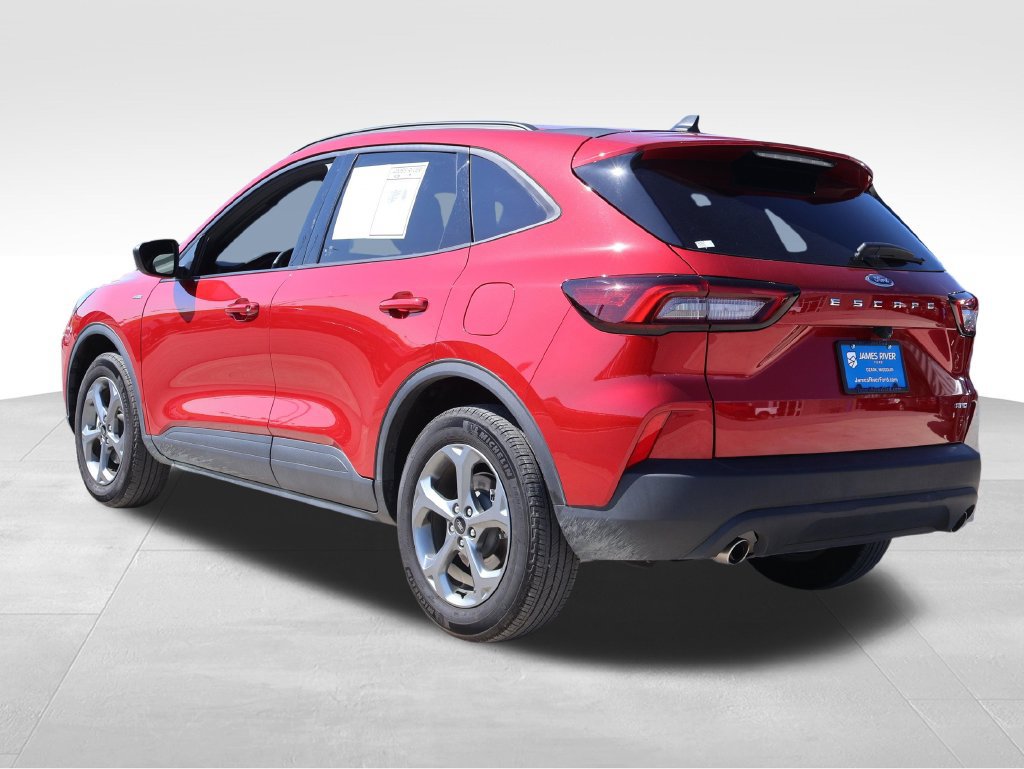 Certified 2026 Ford Escape ST-Line AWD/4WD image 4