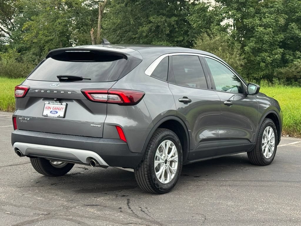Certified 2023 Ford Escape Active AWD/4WD image 9