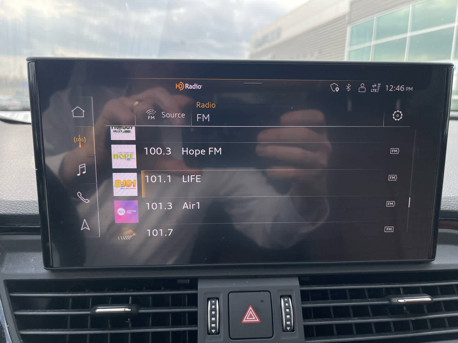 Used 2021 Audi Q5 Premium Plus w/ Premium Plus Package image 13