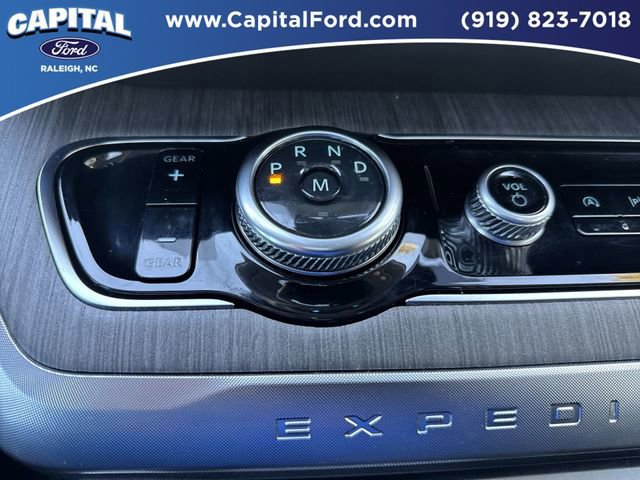 Certified 2025 Ford Expedition Max Platinum w/ Platinum Ultimate Package image 30