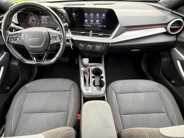 Used 2024 Chevrolet Trax RS w/ Driver Confidence Package FWD image 23