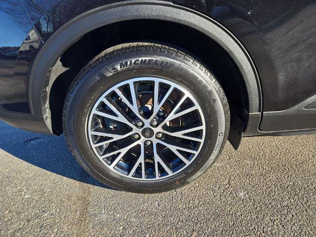 Certified 2025 Ford Escape PHEV w/ PHEV Premium Package image 10