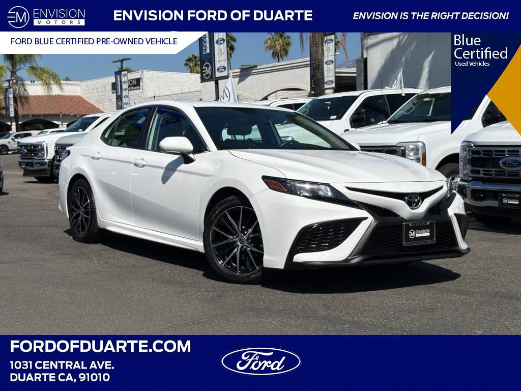 Used 2024 Toyota Camry SE