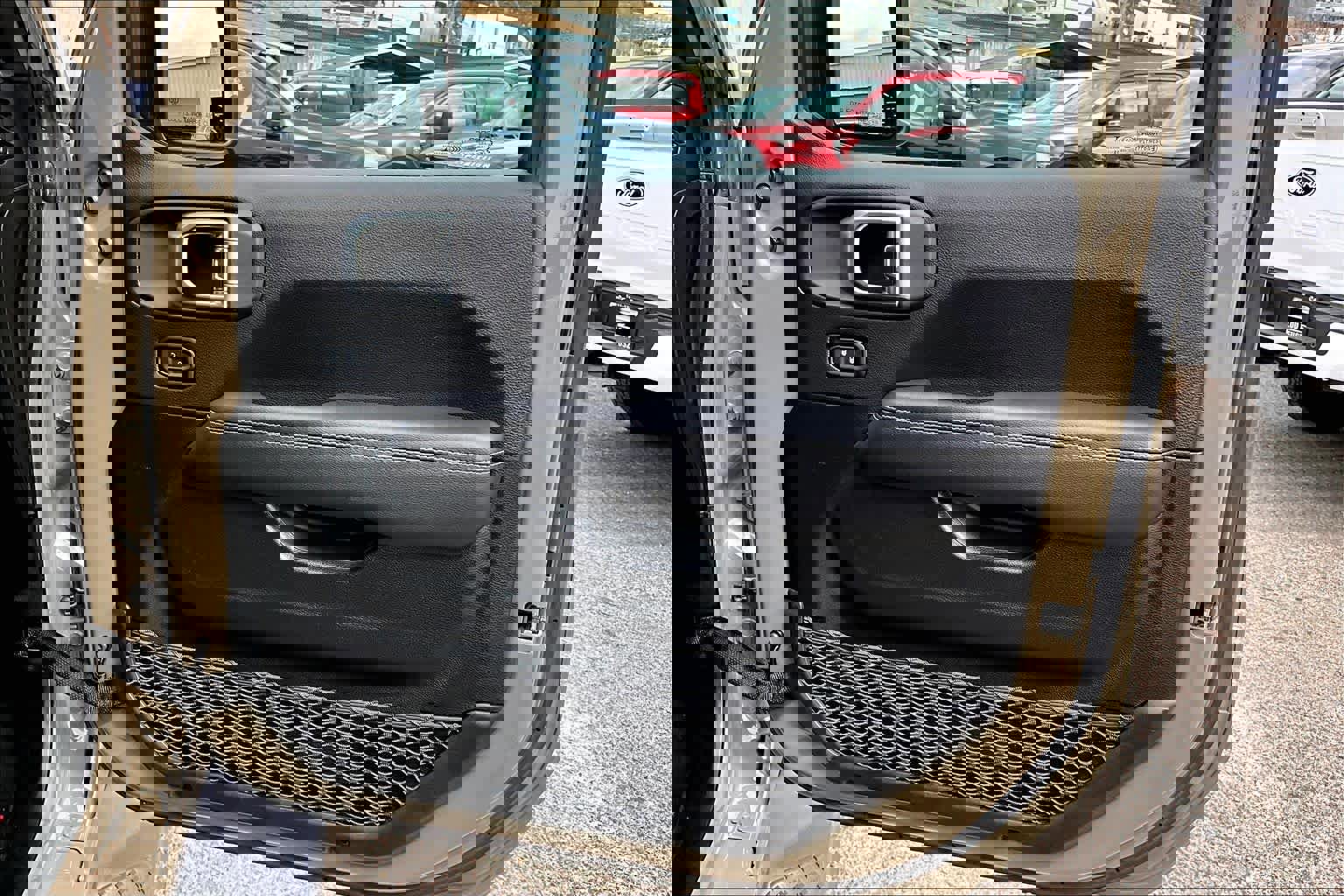 Used 2020 Jeep Gladiator Overland image 24