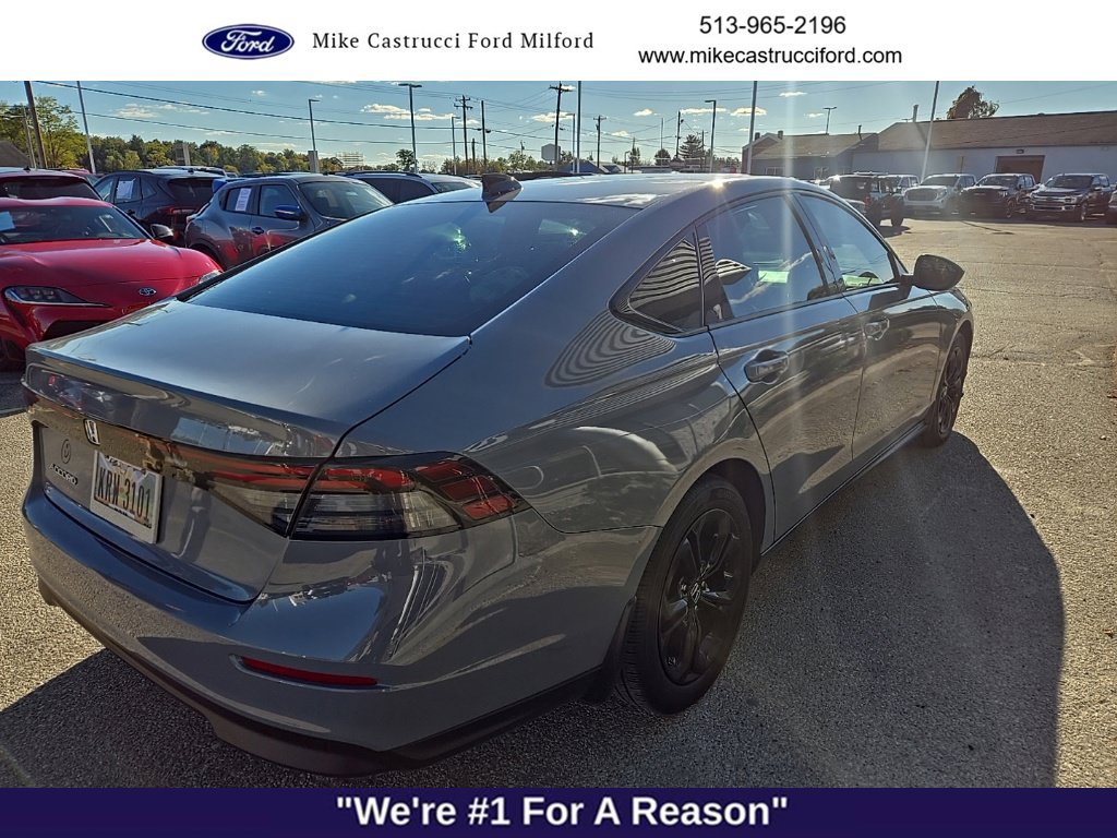 Used 2025 Honda Accord SE image 6