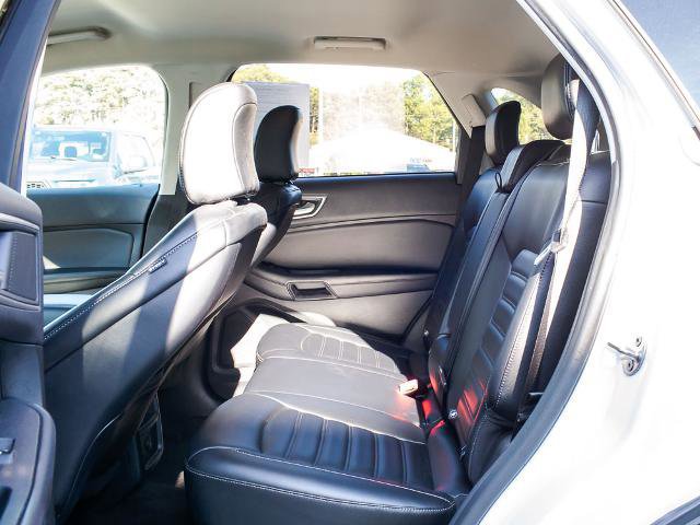 Certified 2023 Ford Edge SEL image 17