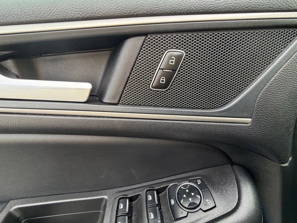 Certified 2024 Ford Edge SEL AWD/4WD image 21