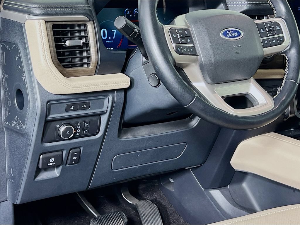 Certified 2022 Ford Expedition Max Limited AWD/4WD image 12