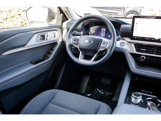 Certified 2025 Ford Explorer Active AWD/4WD image 14