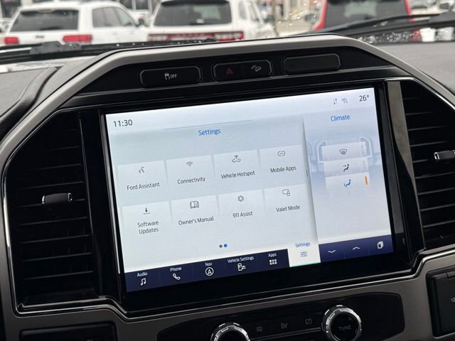 Certified 2022 Ford F350 Lariat w/ Black Appearance Package image 26