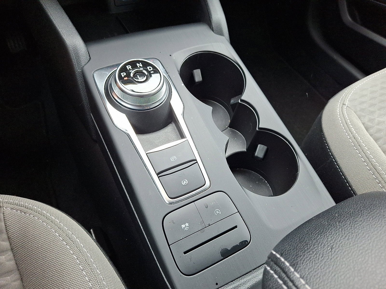 Certified 2022 Ford Escape SE w/ Convenience Package image 17