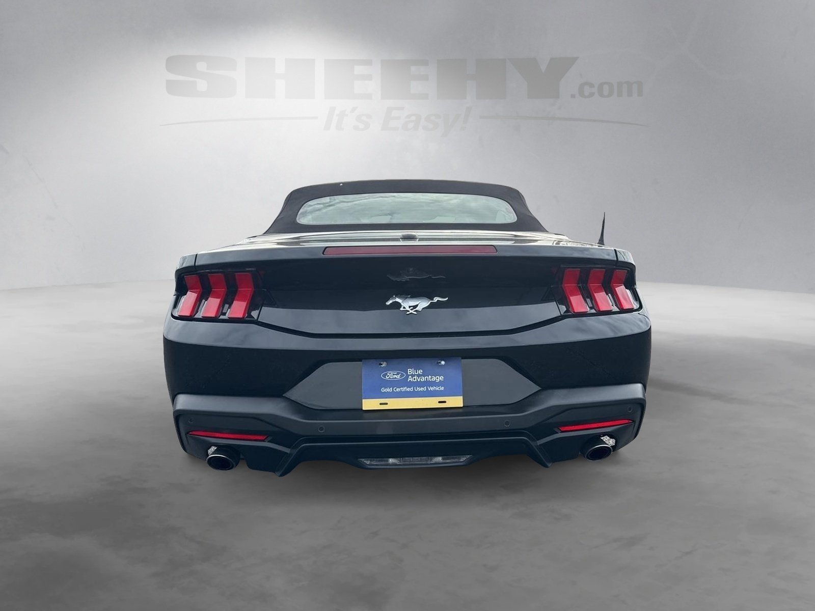 Certified 2024 Ford Mustang Convertible image 4