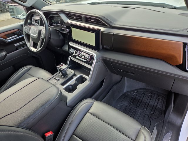 Used 2023 GMC Sierra 1500 Denali AWD/4WD image 18