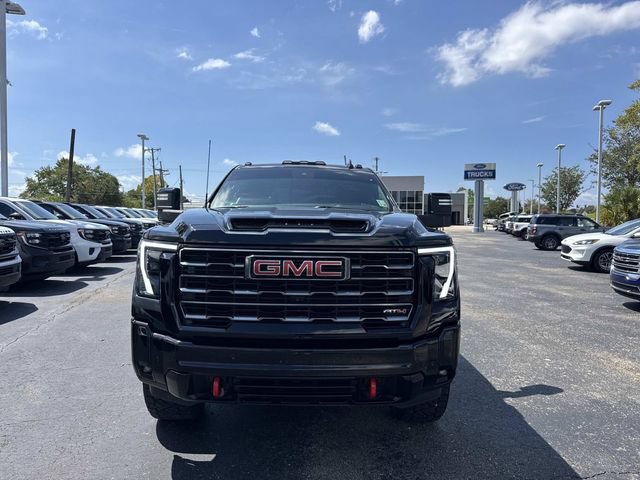Used 2025 GMC Sierra 2500 AT4 w/ AT4 Premium Plus Package AWD/4WD image 2