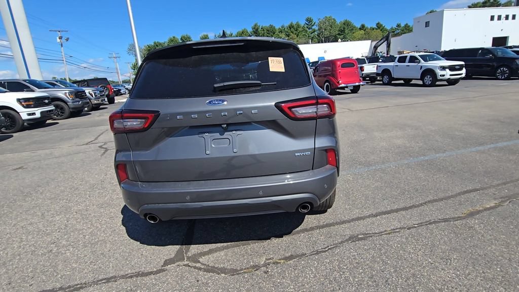 Certified 2023 Ford Escape ST-Line w/ Tech Pack #1 AWD/4WD image 18