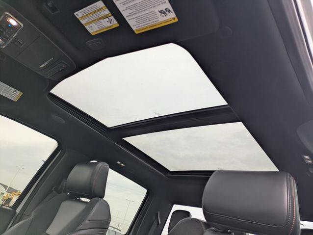 Certified 2025 Ford F150 Raptor AWD/4WD image 17